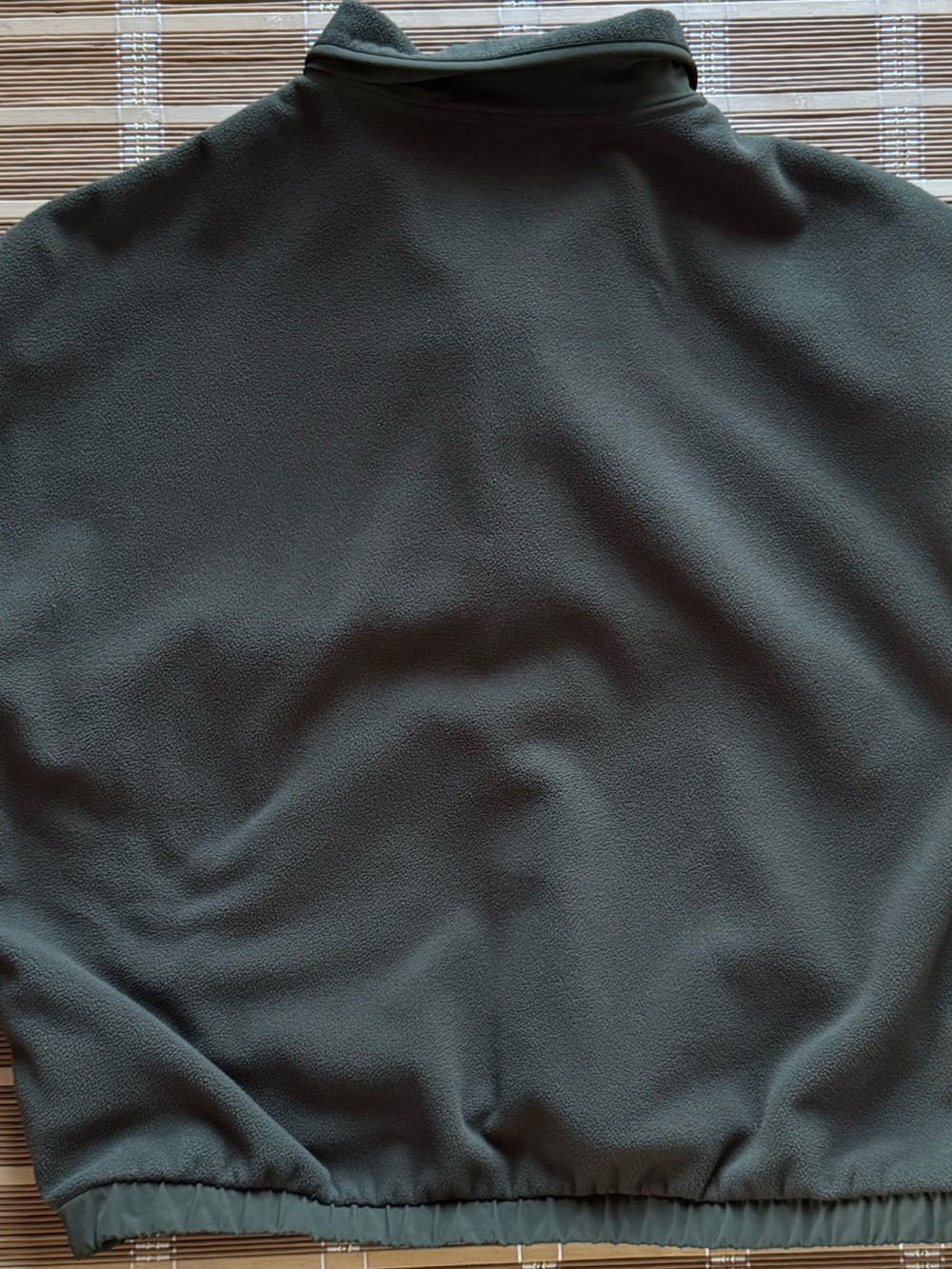 VUORI•ASPEN HALF ZIP•OLIVE•SIZE MEDIUM - Picture 13 of 14